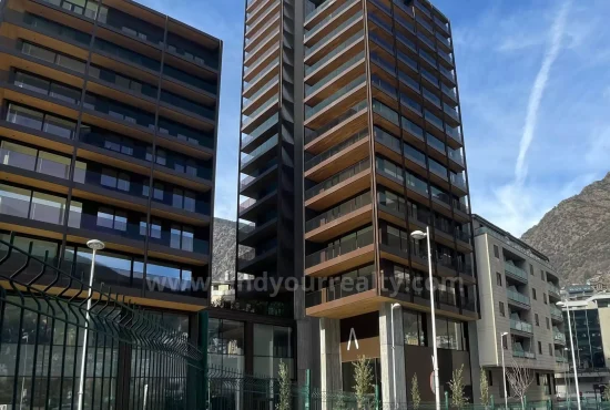 Luxury flat for sale in Escaldes-Engordany, Andorra - Ref. 7220210