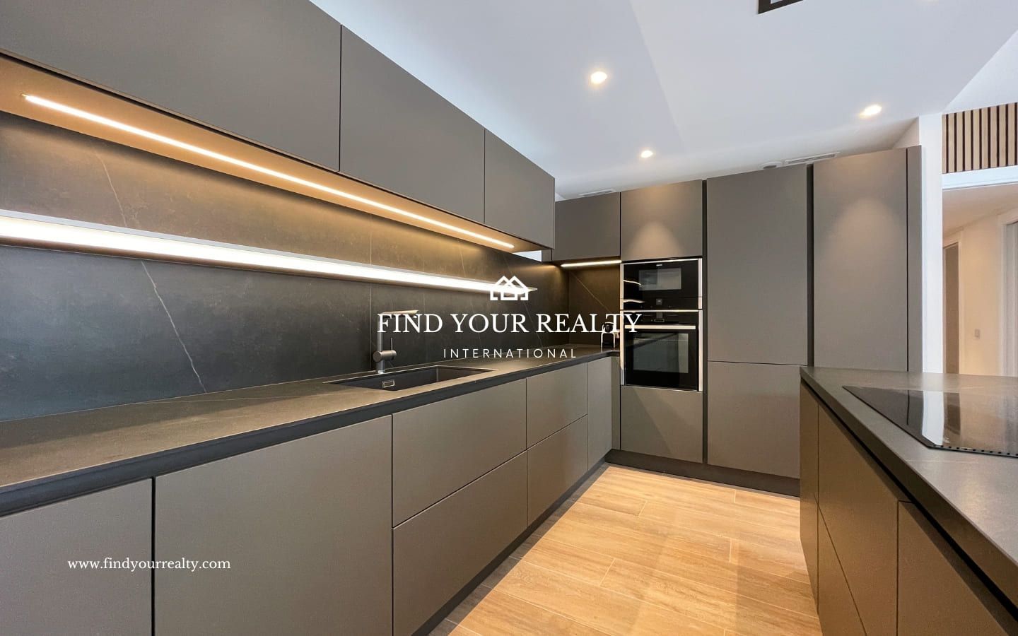 Ref. 7220210_10 - Luxury flat for sale in Escaldes-Engordany, Andorra - Located in the centre - Find Your Realty Andorra